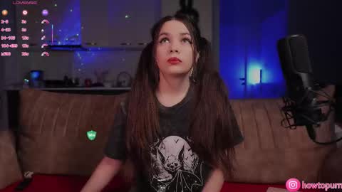 Mia online show from January 2026 05:26:02 PM