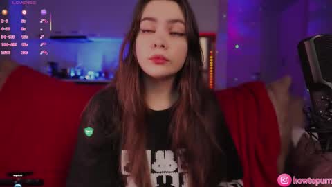 Mia online show from February 2026 05:44:02 PM