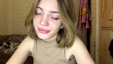 hsiuscherich online show from November 2025 10:04:02 AM