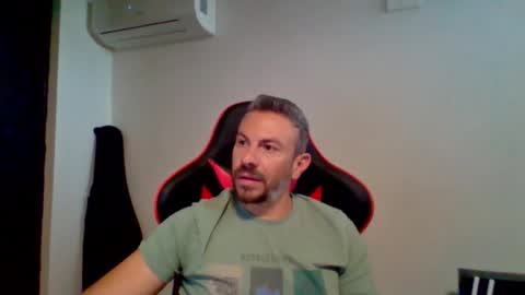 huge__cumshot online show from September 2025 09:20:01 AM