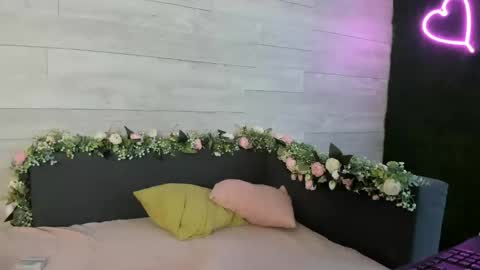 Erin online show from January 2025 07:36:01 AM