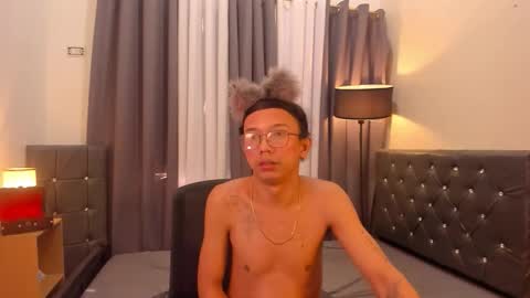 hugecock_pretty714250 online show from November 2025 12:58:01 AM