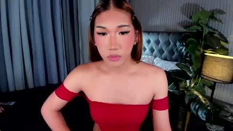 Lexy online show from July 2026 05:05:02 PM