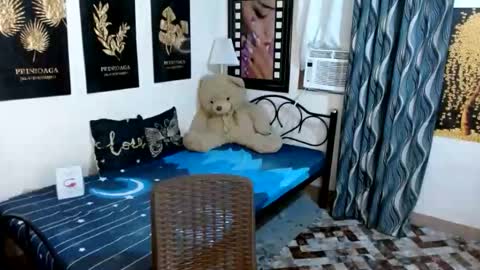 hugecockgoddessx online show from January 2026 07:04:02 PM