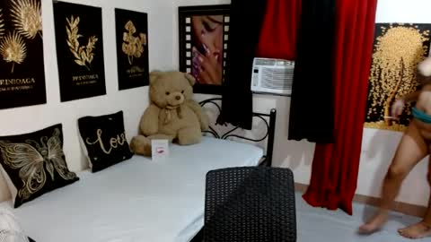 Snapshot of hugecockgoddessx chatting on July 2026 07:23:01 AM hugecockgoddessx online show from July 2026 07:23:01 AM