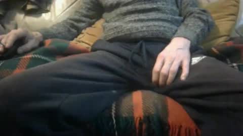 hugenob4u online show from December 2024 09:33:01 PM