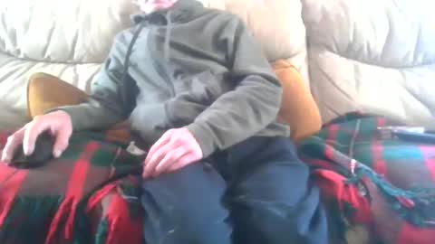 hugenob4u online show from April 2026 02:15:01 PM