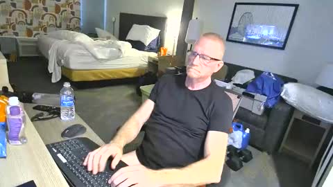 CAROLINA TIM online show from May 2026 10:26:02 PM