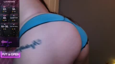 Snapshot of huggy_og chatting on September 2025 10:20:01 PM Maddison online show from September 2025 10:20:01 PM