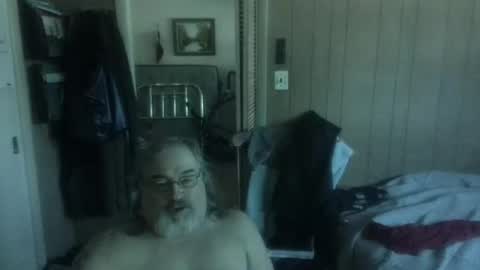lonely huggy bear online show from June 2026 02:07:02 PM