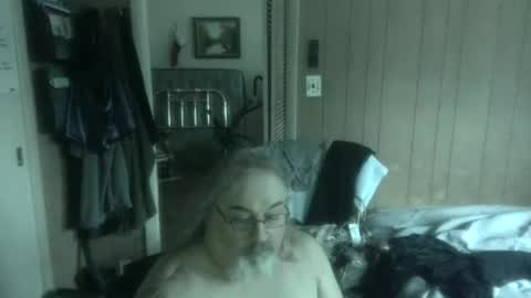 lonely huggy bear online show from June 2026 03:13:01 PM