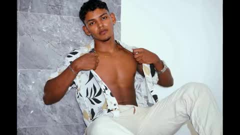 Hugo Cano online show from September 2025 01:00:01 AM