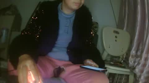 hujiajia520321431 online show from January 2026 10:46:01 PM