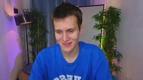 Snapshot of hun1er_steele chatting on October 2025 09:15:01 PM Hunter steele online show from October 2025 09:15:01 PM