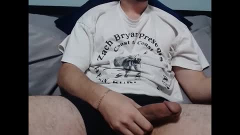 Snapshot of hungchungus420 chatting on February 2025 02:17:01 AM HungChungus420 online show from February 2025 02:17:01 AM