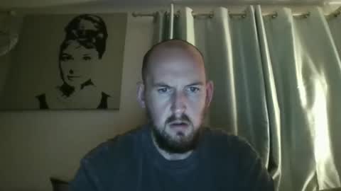 Snapshot of hunghorny2630 chatting on October 2025 09:32:02 PM Hunghorny2630 online show from October 2025 09:32:02 PM