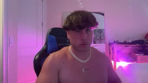 Snapshot of hungkingg22 chatting on February 2026 04:32:01 PM hungkingg22 online show from February 2026 04:32:01 PM