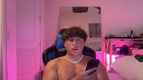 Snapshot of hungkingg22 chatting on February 2026 04:58:02 PM hungkingg22 online show from February 2026 04:58:02 PM