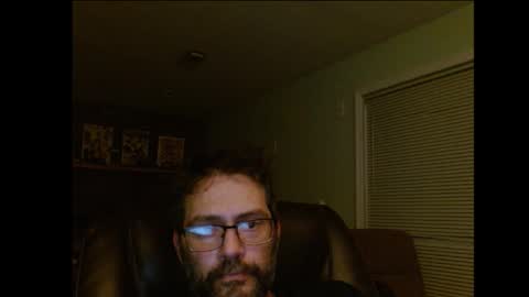 Snapshot of hunglonelyguy chatting on October 2025 12:36:02 AM LonelyGuy online show from October 2025 12:36:02 AM