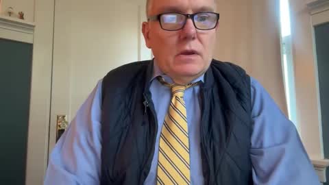 Snapshot of hungron9 chatting on November 2025 01:22:02 PM AARON online show from November 2025 01:22:02 PM