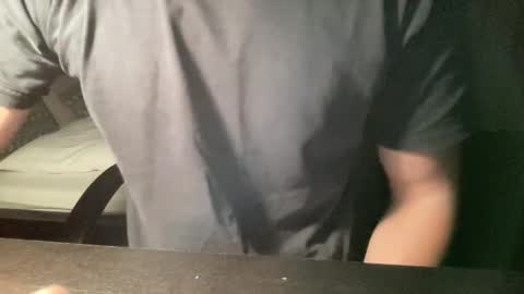 Snapshot of hungwank95 chatting on December 2024 08:37:02 PM hungwank95 online show from December 2024 08:37:02 PM