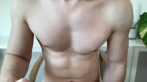 Snapshot of hungwank95 chatting on March 2025 09:50:01 AM hungwank95 online show from March 2025 09:50:01 AM