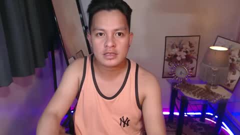 hunk_danny online show from March 2025 12:26:02 PM