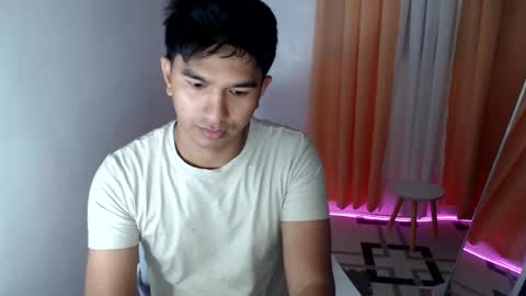 hunkdrey online show from March 2026 02:00:01 AM