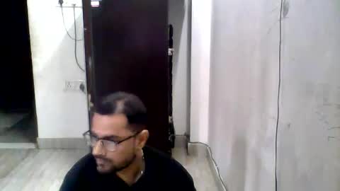 hunkster102 online show from March 2026 07:45:01 AM