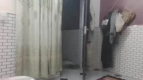 hunkster102 online show from March 2026 01:39:01 PM