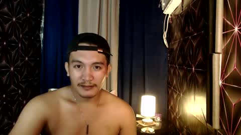 hunkylloyd online show from December 2024 08:14:02 AM