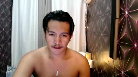 hunkylloyd online show from February 2025 12:22:02 PM