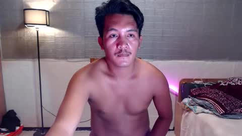 hunkylloyd online show from March 2026 05:08:02 AM