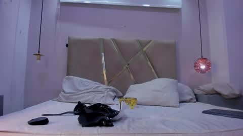 hunterheat_ online show from October 2025 11:51:02 AM