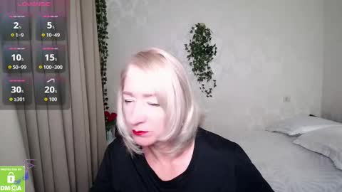 Snapshot of hunters_woman chatting on September 2025 04:50:01 PM Irena online show from September 2025 04:50:01 PM