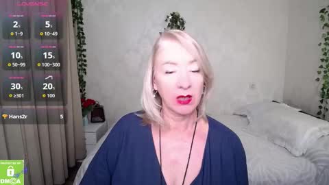 Snapshot of hunters_woman chatting on September 2025 05:46:02 PM Irena online show from September 2025 05:46:02 PM