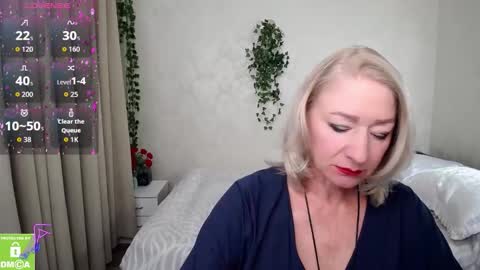 Snapshot of hunters_woman chatting on September 2025 12:09:01 PM Irena online show from September 2025 12:09:01 PM