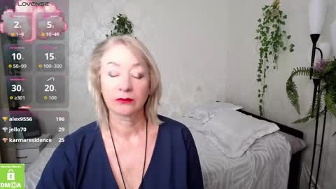 Snapshot of hunters_woman chatting on October 2025 01:28:01 AM Irena online show from October 2025 01:28:01 AM