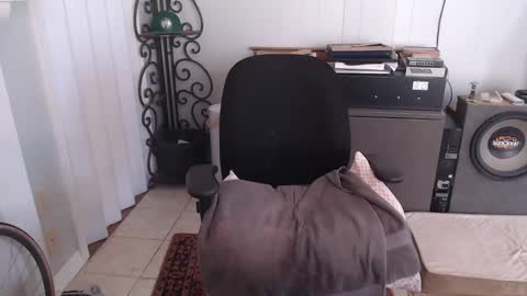 Hunter XX 420 online show from January 2025 05:28:01 PM