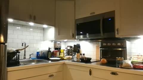 Goddess Hunyy online show from April 2026 05:51:01 PM