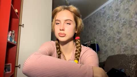 Gloria online show from November 2025 04:18:01 PM