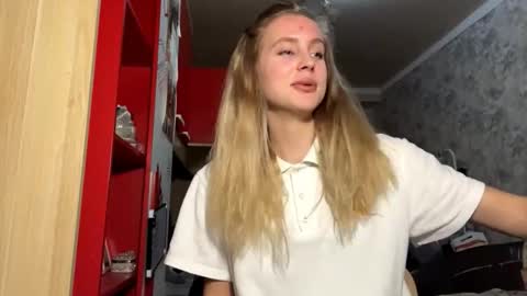 Gloria online show from December 2025 02:48:01 PM