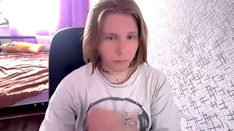 hurtqqq online show from May 2026 01:37:01 PM