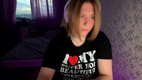 hurtqqq online show from June 2026 05:26:01 PM