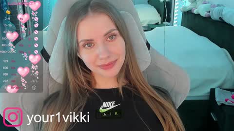 Snapshot of hustleebabyy_vikki chatting on December 2024 02:31:01 AM Vika online show from December 2024 02:31:01 AM