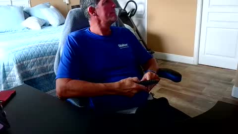 hvacstud4 online show from April 2026 07:14:01 PM