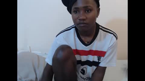 Snapshot of hyacinth_b chatting on June 2026 05:41:02 AM hyacinth_b online show from June 2026 05:41:02 AM
