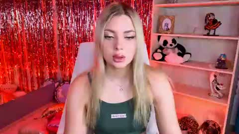 Snapshot of hyileyclark chatting on June 2026 05:20:02 AM hyileyclark online show from June 2026 05:20:02 AM