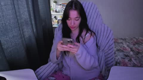 Snapshot of hyorinmaruu chatting on December 2024 04:25:01 AM maru online show from December 2024 04:25:01 AM