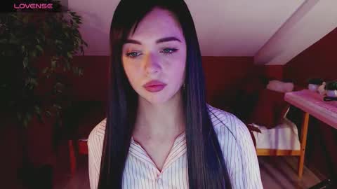 Julia online show from September 2025 09:15:02 PM